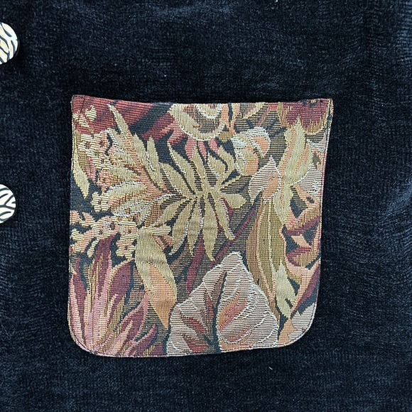 Indigo Moon vintage jacket. Size 1X. Red, black, gold tapes/chenille pattern. - Picture 5 of 13